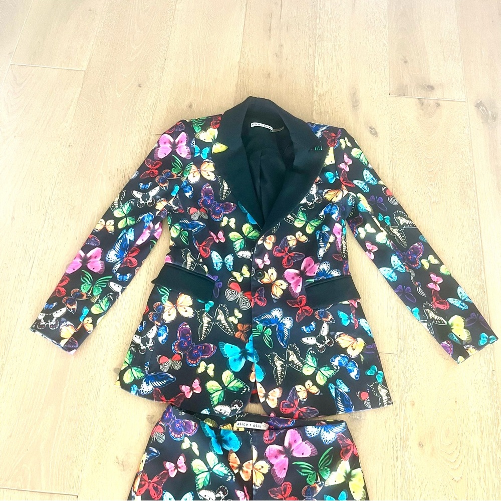 Alice + Olivia Butterfly Suit SET - Picture 5 of 8